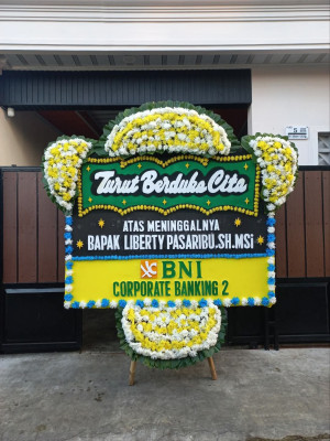 Papan Bunga Duka di Ujuna